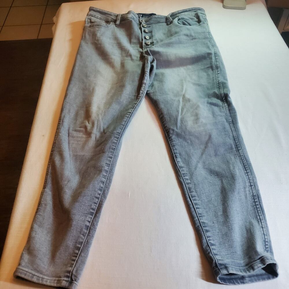 GAP Women's Gray Denim High Rise Universal Legging Jeans Size 16 / 33